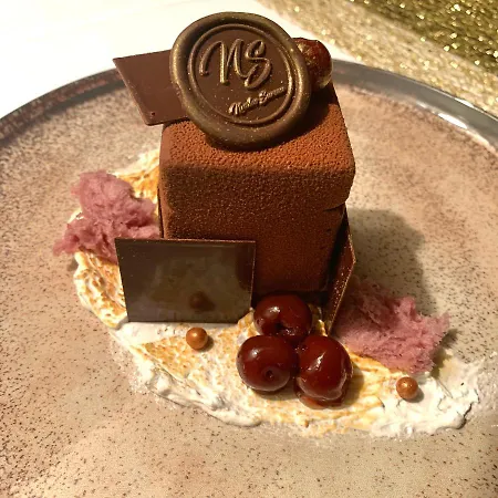 Hotel Logis Le Relais De La Voie Sacree 2*