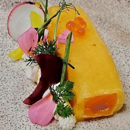 酒店 Logis Le Relais De La Voie Sacree 2*