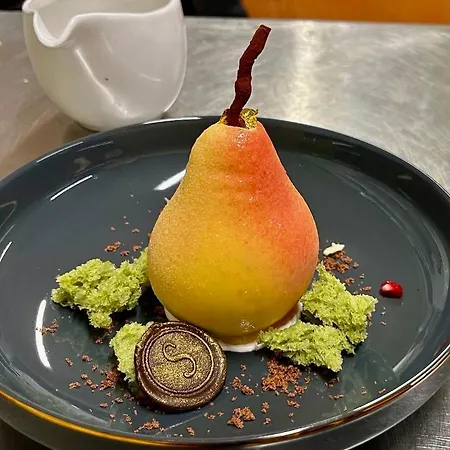 Logis Le Relais De La Voie Sacree 2*