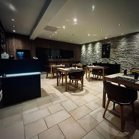 Logis Le Relais De La Voie Sacree