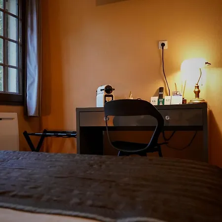 Logis Le Relais De La Voie Sacree 酒店