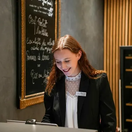 酒店 Logis Le Relais De La Voie Sacree