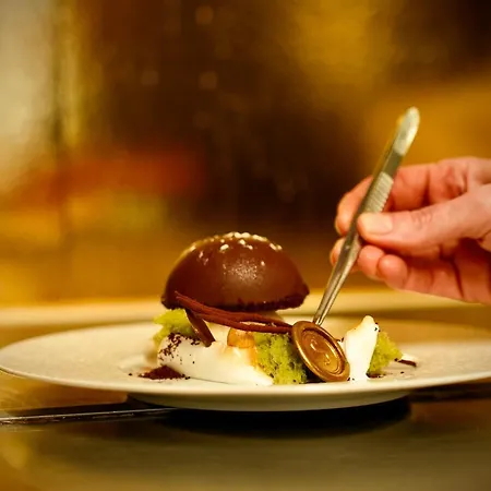 Logis Le Relais De La Voie Sacree Hotel