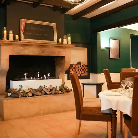 Hotel Relais De La Voie Sacrée Issoncourt