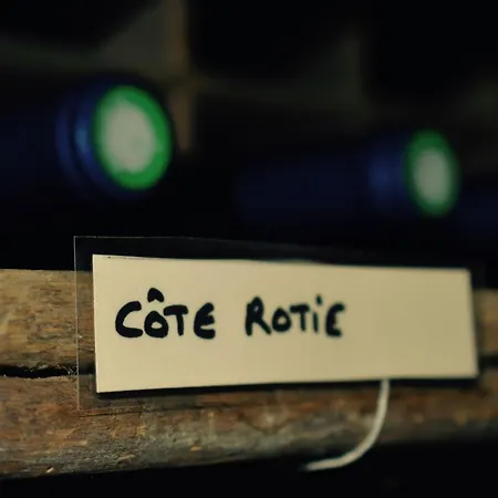 Logis Le Relais De La Voie Sacree