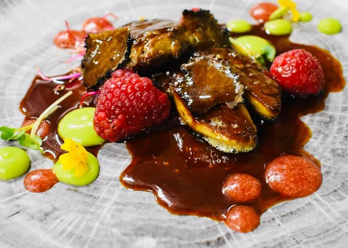 Logis Le Relais De La Voie Sacree Hotel