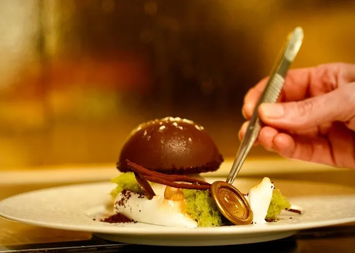 Logis Le Relais De La Voie Sacree Hotel