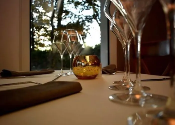 Logis Le Relais De La Voie Sacree Hotel Issoncourt