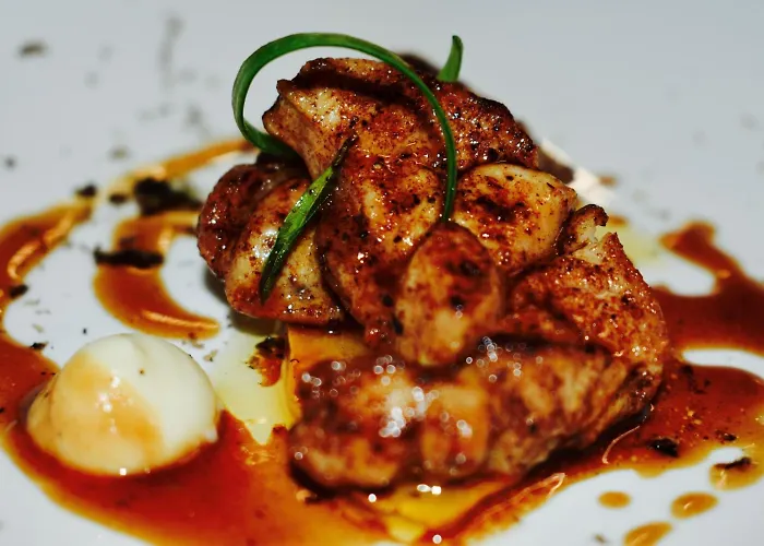 Logis Le Relais De La Voie Sacree 2*