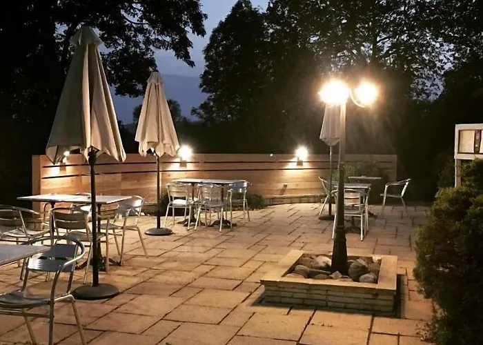 Logis Le Relais De La Voie Sacree Hotel 2*